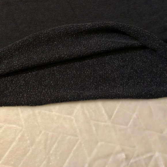 π΄3 for $20π΄ Rainbow Cropped Sweater - Picture 12 of 15